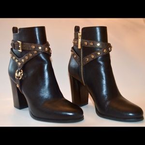 Michael Kors Preston booties